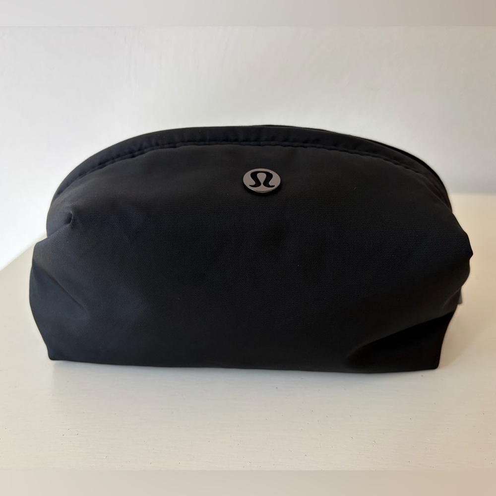 Lululemon Nylon Pouch